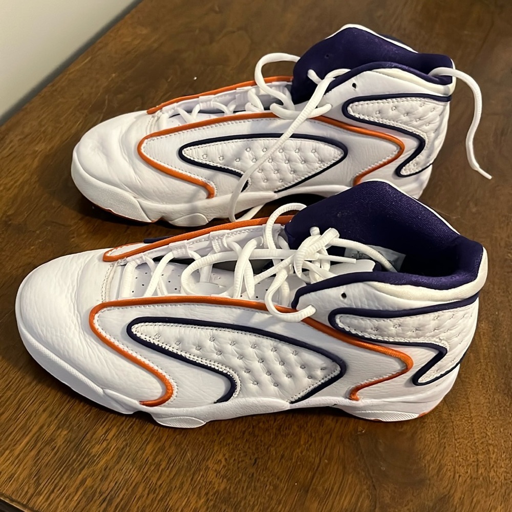 Jordan’s shoes US 9